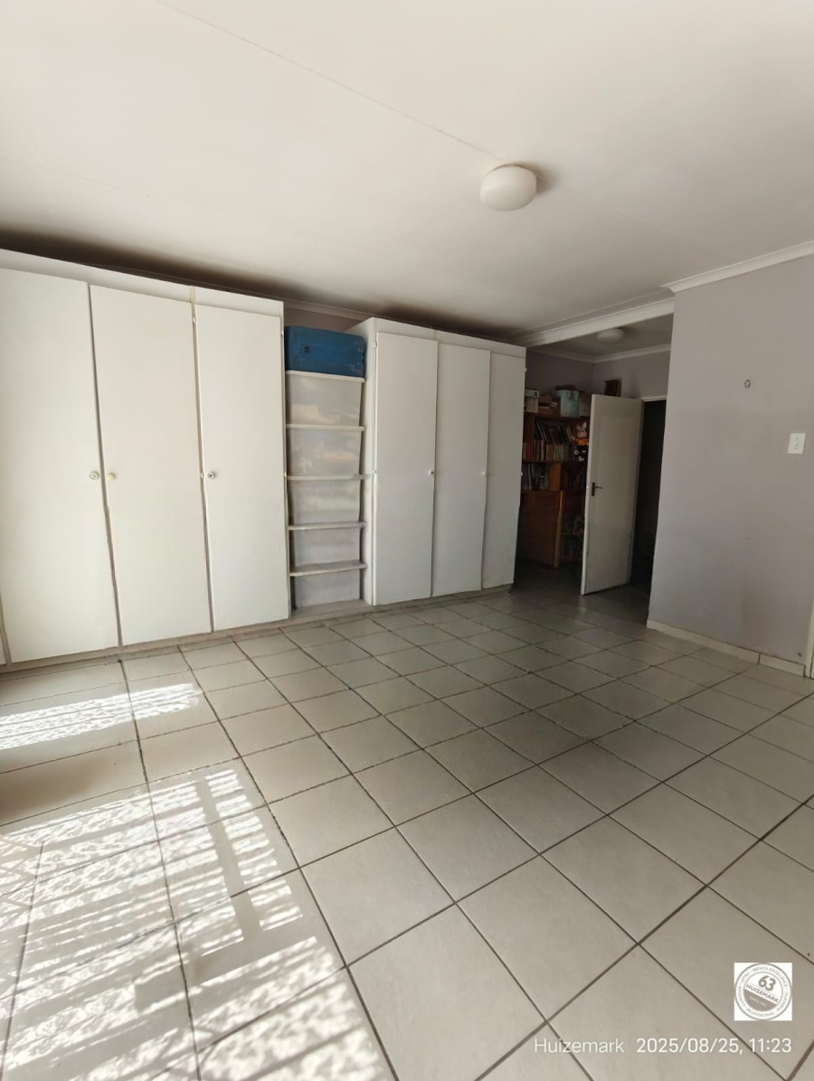 4 Bedroom Property for Sale in Deneysville Free State